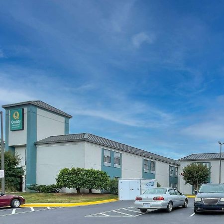 Quality Inn & Suites Clemmons I-40 Екстериор снимка