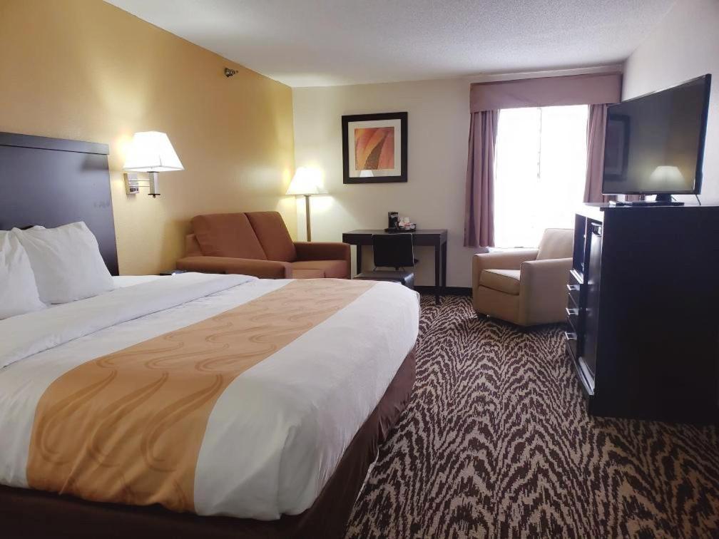 Quality Inn & Suites Clemmons I-40 Екстериор снимка