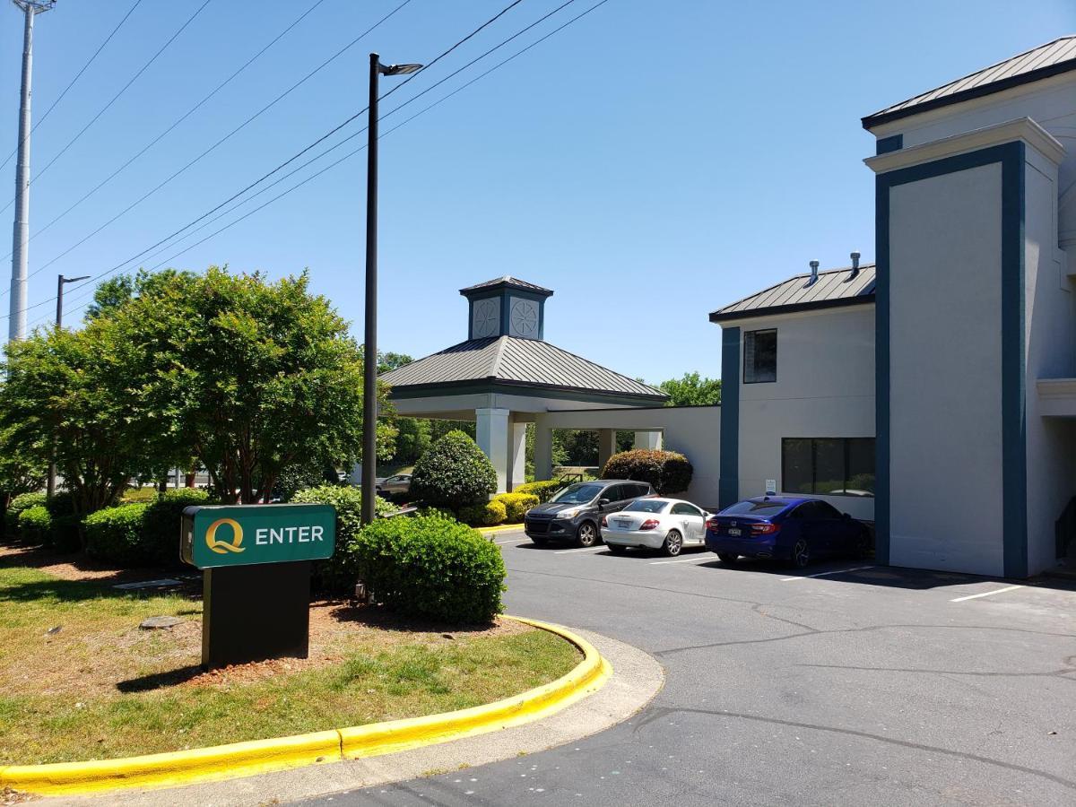 Quality Inn & Suites Clemmons I-40 Екстериор снимка