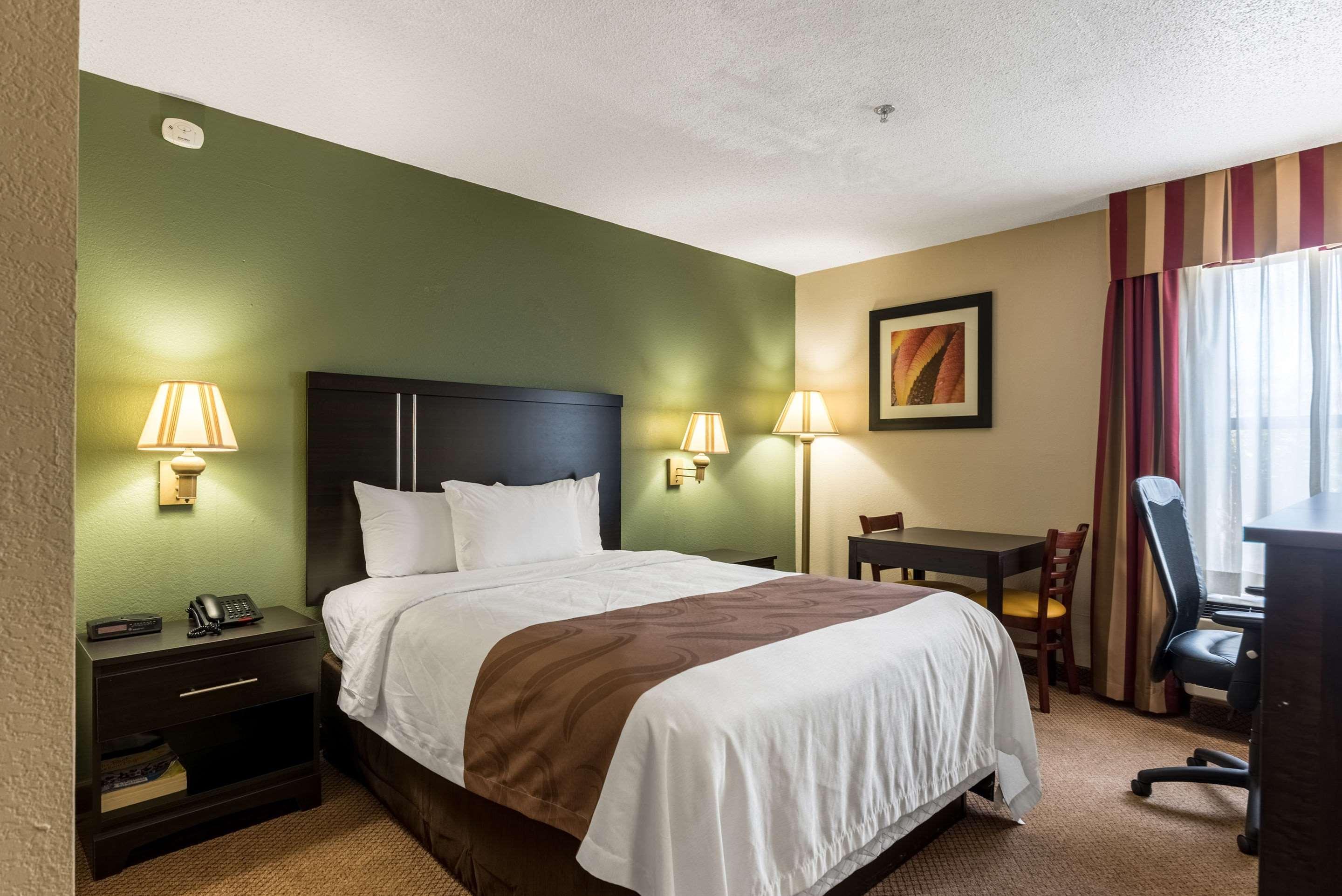 Quality Inn & Suites Clemmons I-40 Екстериор снимка