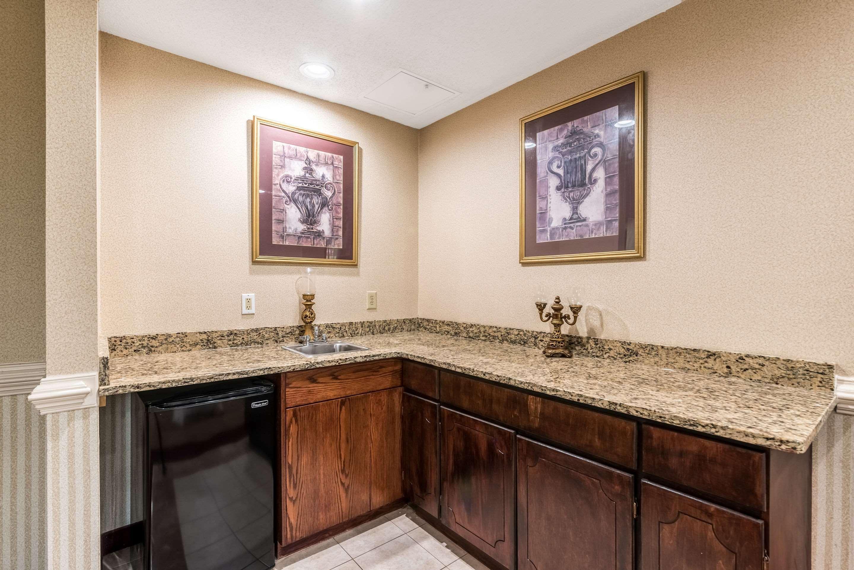 Quality Inn & Suites Clemmons I-40 Екстериор снимка