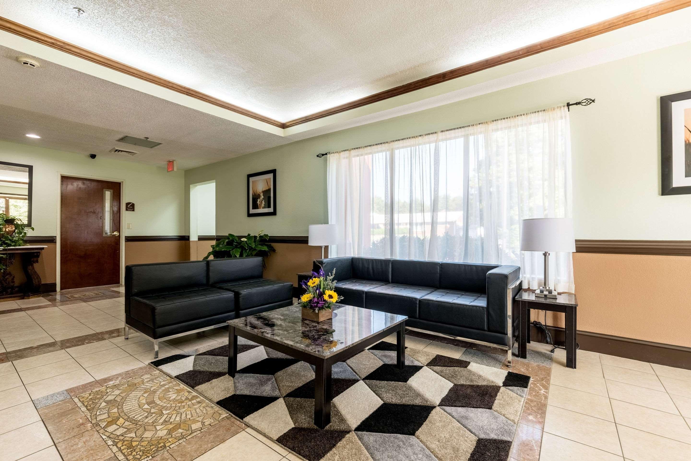 Quality Inn & Suites Clemmons I-40 Екстериор снимка
