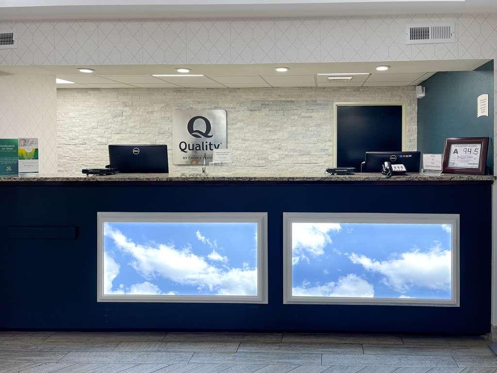 Quality Inn & Suites Clemmons I-40 Интериор снимка