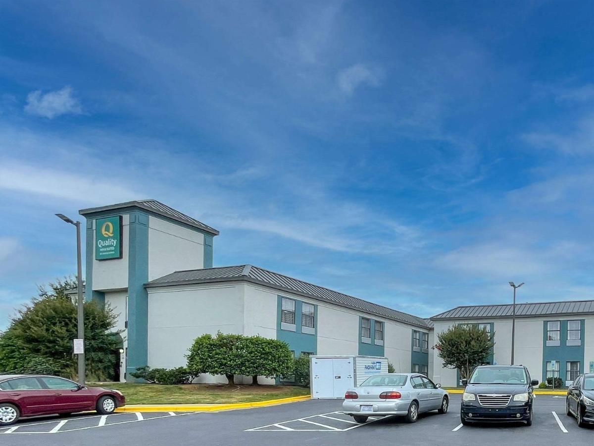 Quality Inn & Suites Clemmons I-40 Екстериор снимка