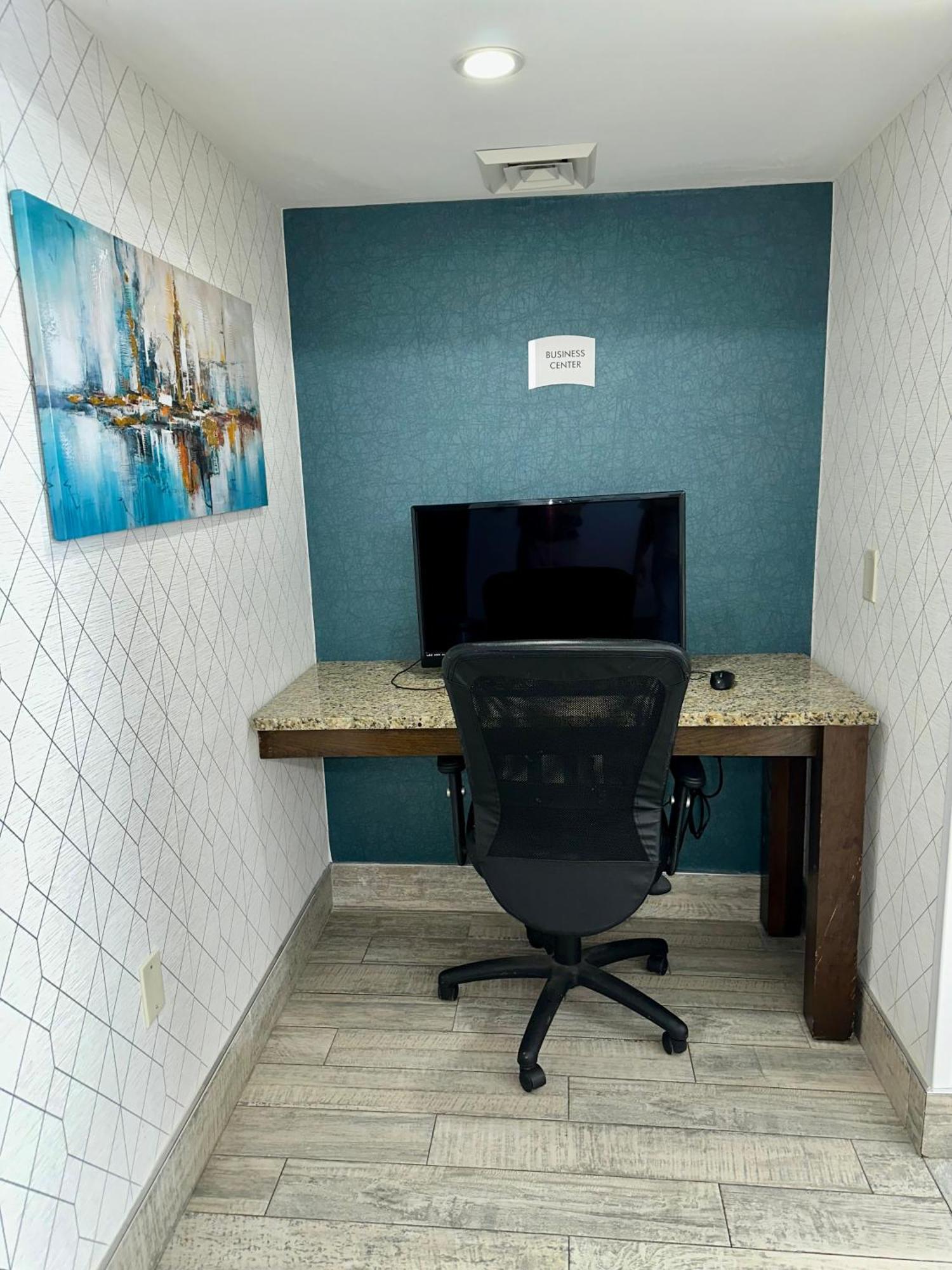 Quality Inn & Suites Clemmons I-40 Екстериор снимка